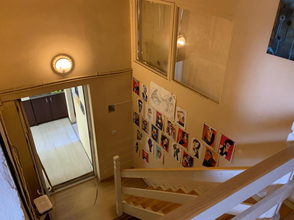 Home Stay Georgia Tbilisi Bagian luar foto
