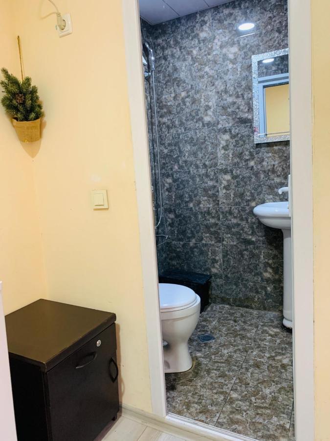 Home Stay Georgia Tbilisi Bagian luar foto